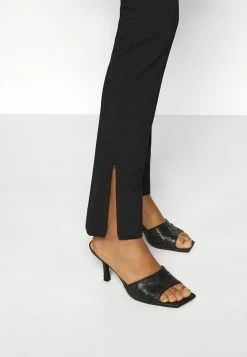 Weekday ALECIA TROUSER - Pantalon classique Women 13 Weekday ALECIA TROUSER - Pantalon classique Women -France Weekday Soldes Boutique e063a69df36e482b85b1e1b0a6de393f