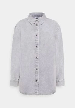 Weekday KELLY - Blouse Women -France Weekday Soldes Boutique e1ce93c07615481cb62ecd19de762c20