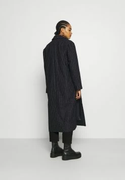 Weekday LAYA - Manteau classique Women 11 Weekday LAYA - Manteau classique Women -France Weekday Soldes Boutique e41620791aa94e82a95d9f497b2e8423