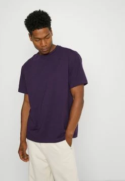 Weekday EXCLUSIVE OVERSIZED UNISEX - T-shirt basique All 13 Weekday EXCLUSIVE OVERSIZED UNISEX - T-shirt basique All -France Weekday Soldes Boutique e4ec258c76904ead84ce5a1a86e32b7d