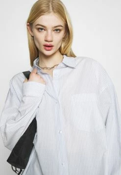 Weekday RIVIERA OVERSIZED - Chemisier Women 13 Weekday RIVIERA OVERSIZED - Chemisier Women -France Weekday Soldes Boutique e57140b7badc4390bad638edb5caafd0