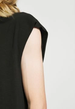 Weekday SLY TANKTOP - T-shirt basique Men -France Weekday Soldes Boutique e57bf375ea854704a48369737a866081