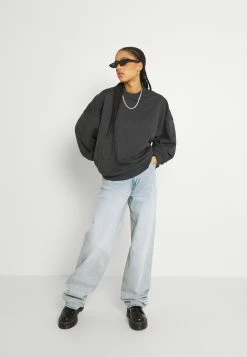 Weekday RAIL - Jean boyfriend Women -France Weekday Soldes Boutique e6fa53b927f74687899edbf1aff79e60