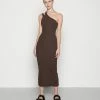 Weekday VIC ONE SHOULDER DRESS - Robe en jersey Women -France Weekday Soldes Boutique e77db696ee144f358340f46c14971692