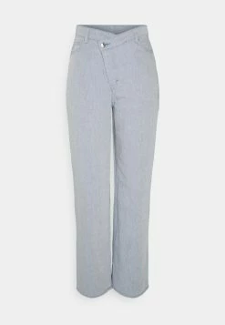 Weekday ALLANIT SKEW TROUSERS - Pantalon classique Women -France Weekday Soldes Boutique f01fc3a1050348f4afb90f20fd50baa5