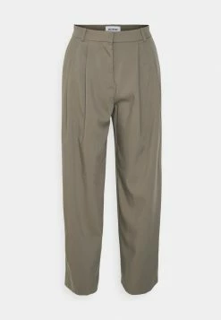 Weekday VALE TROUSERS - Pantalon classique Women 10 Weekday VALE TROUSERS - Pantalon classique Women -France Weekday Soldes Boutique f451b066a3754f2f990971af7f0c3024
