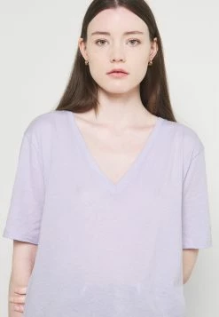 Weekday LAST V NECK - T-shirt basique Women -France Weekday Soldes Boutique f654ef929ba24815a64ca25c9be75b66