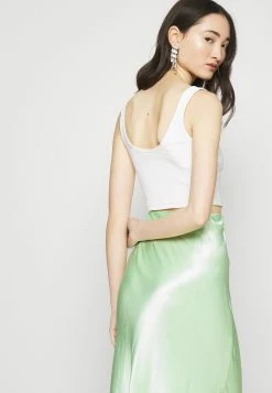 Weekday Débardeur Women -France Weekday Soldes Boutique f94c5f98d043498687190f07a1b92da9