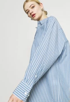 Weekday EDYN - Chemisier Women 13 Weekday EDYN - Chemisier Women -France Weekday Soldes Boutique f99f1b2a2b1349678e3b1d28ecb7ab7a