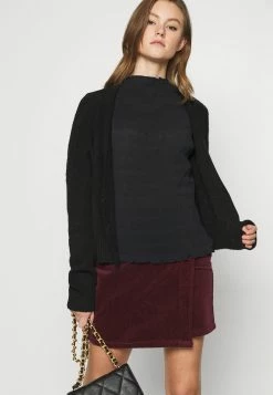 Weekday ELFRIDA TURTLENECK - T-shirt imprimé Women -France Weekday Soldes Boutique fa38db85036a43cb84f2f24b461eb8da