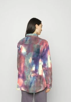 Weekday BESS - Veste polaire Women -France Weekday Soldes Boutique fca8b55c330c4b0ab2ab288cdd2c48ac