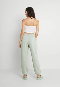 Weekday ALISA PANTS - Pantalon de survêtement Women 11 Weekday ALISA PANTS - Pantalon de survêtement Women -France Weekday Soldes Boutique fe6f9eacf9894f3084941368fa300a15
